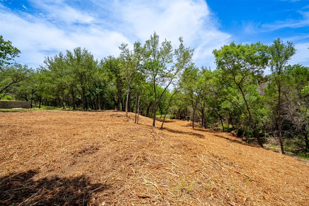 1018 Creek Crossing Road Glen Rose, TX 76070