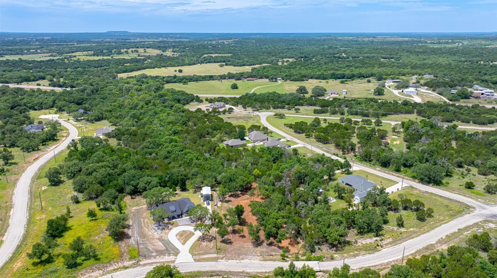 1018 Creek Crossing Road Glen Rose, TX 76070