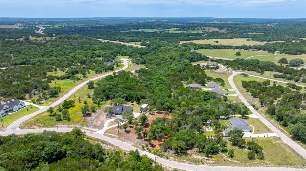 1018 Creek Crossing Road Glen Rose, TX 76070