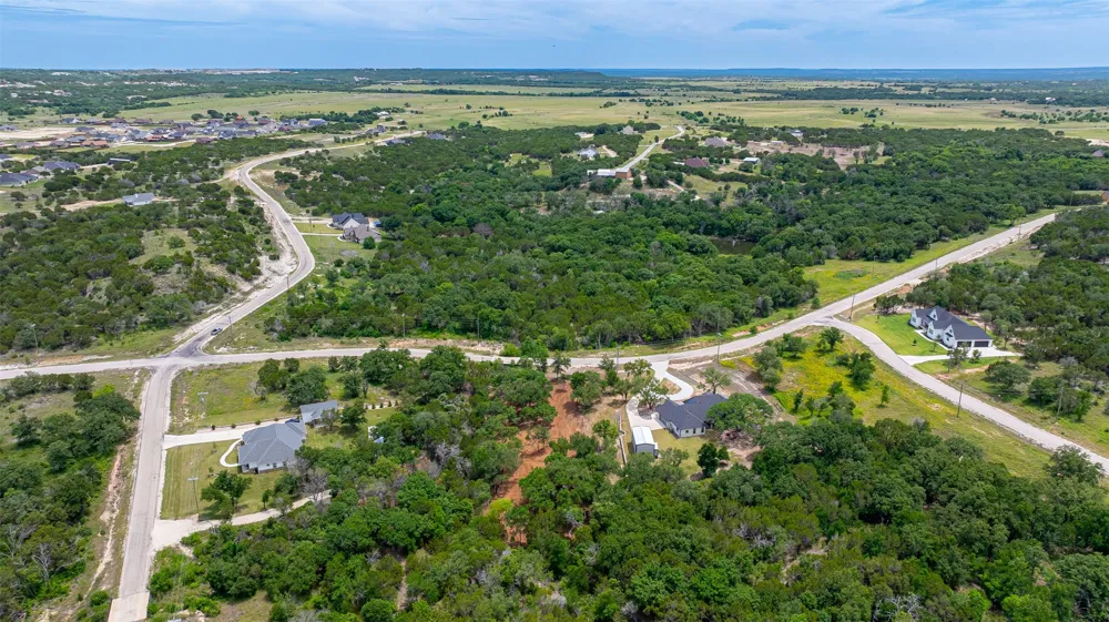 1018 Creek Crossing Road Glen Rose, TX 76070