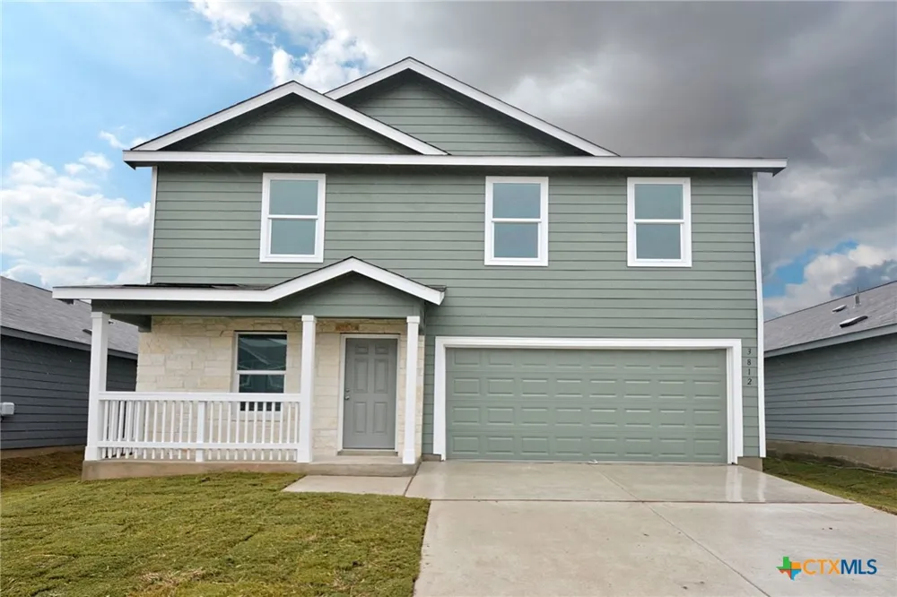 3812 Far Horizon Seguin, TX 78155