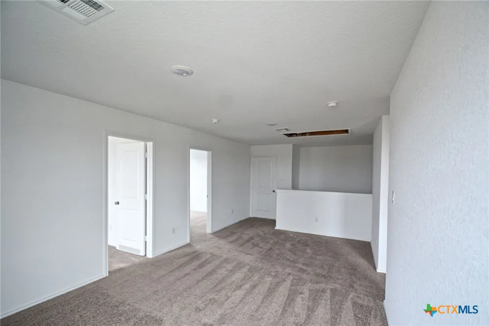 3812 Far Horizon Seguin, TX 78155