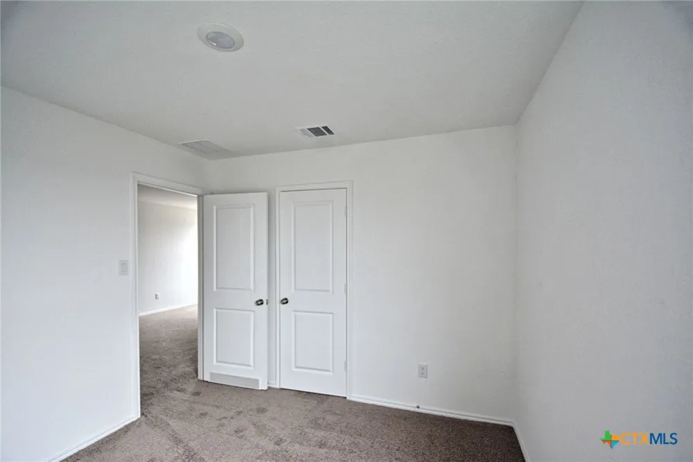 3812 Far Horizon Seguin, TX 78155