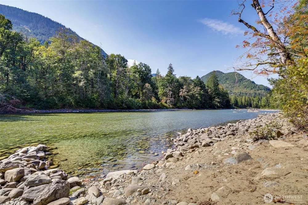 64464 NE 180th Street Baring, WA 98224