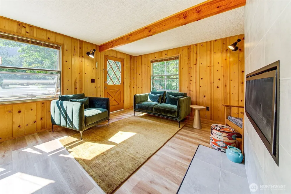 64464 NE 180th Street Baring, WA 98224