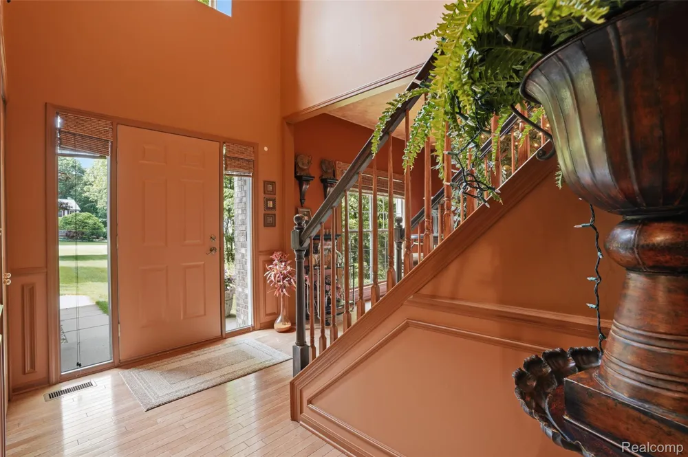 2790 Pine Bluffs Ct. Highland Charter Township, MI 48357