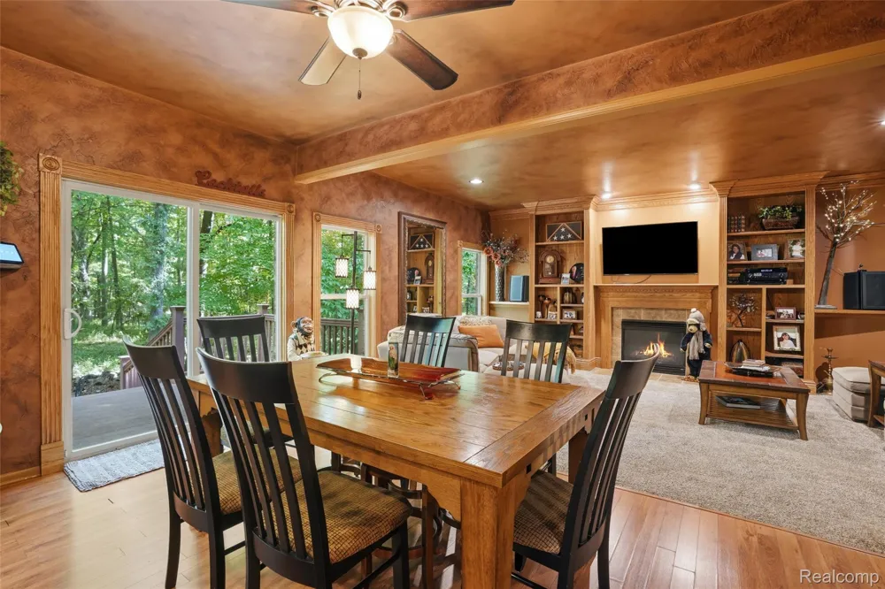 2790 Pine Bluffs Ct. Highland Charter Township, MI 48357