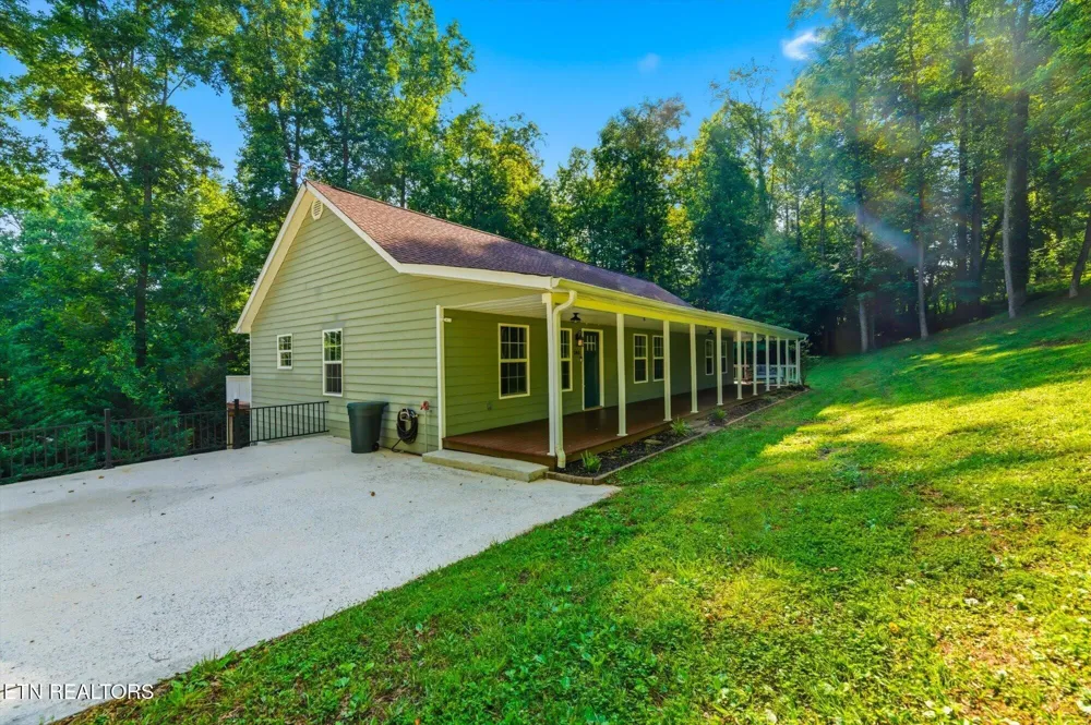 240 Scenic Drive Dayton, TN 37321