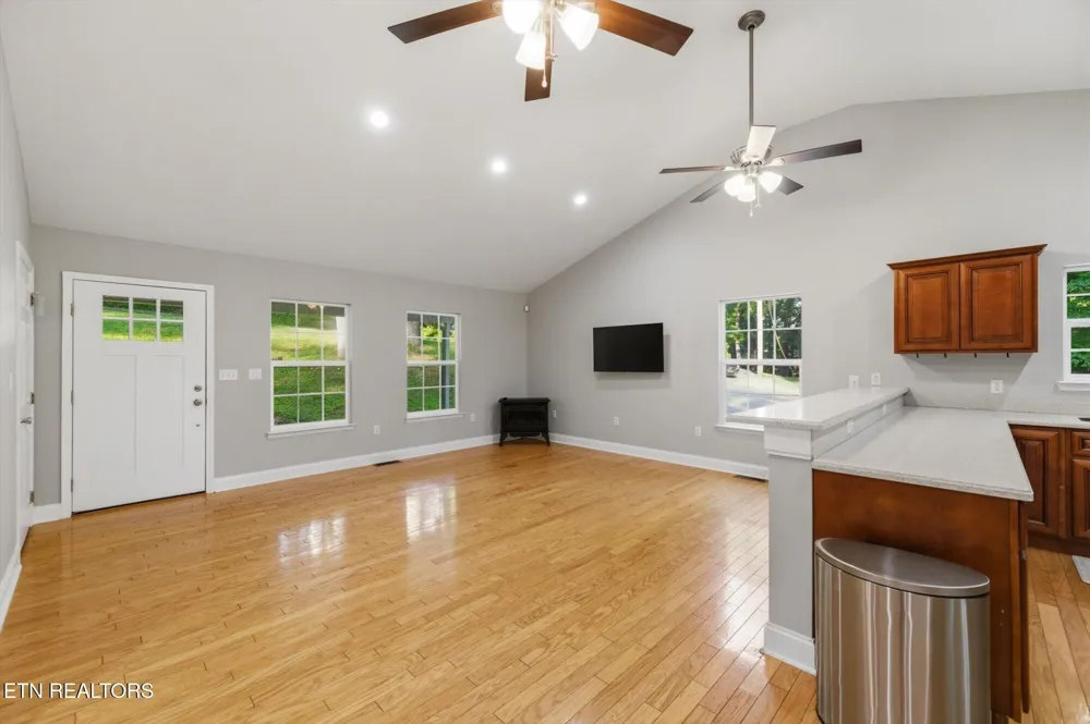 240 Scenic Drive Dayton, TN 37321
