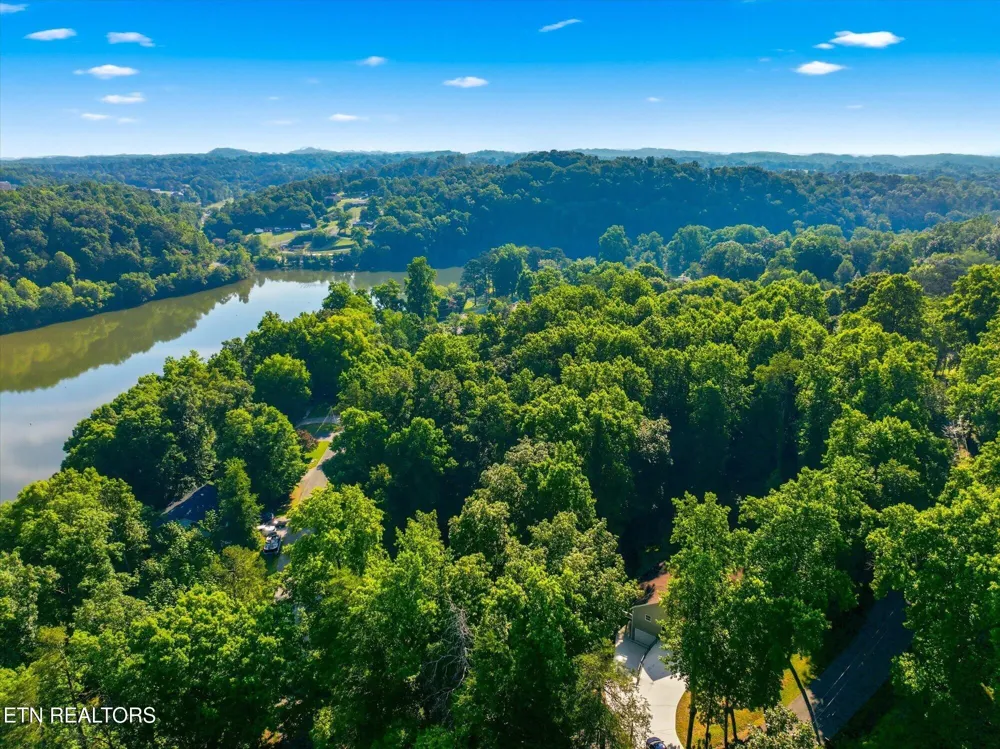 240 Scenic Drive Dayton, TN 37321