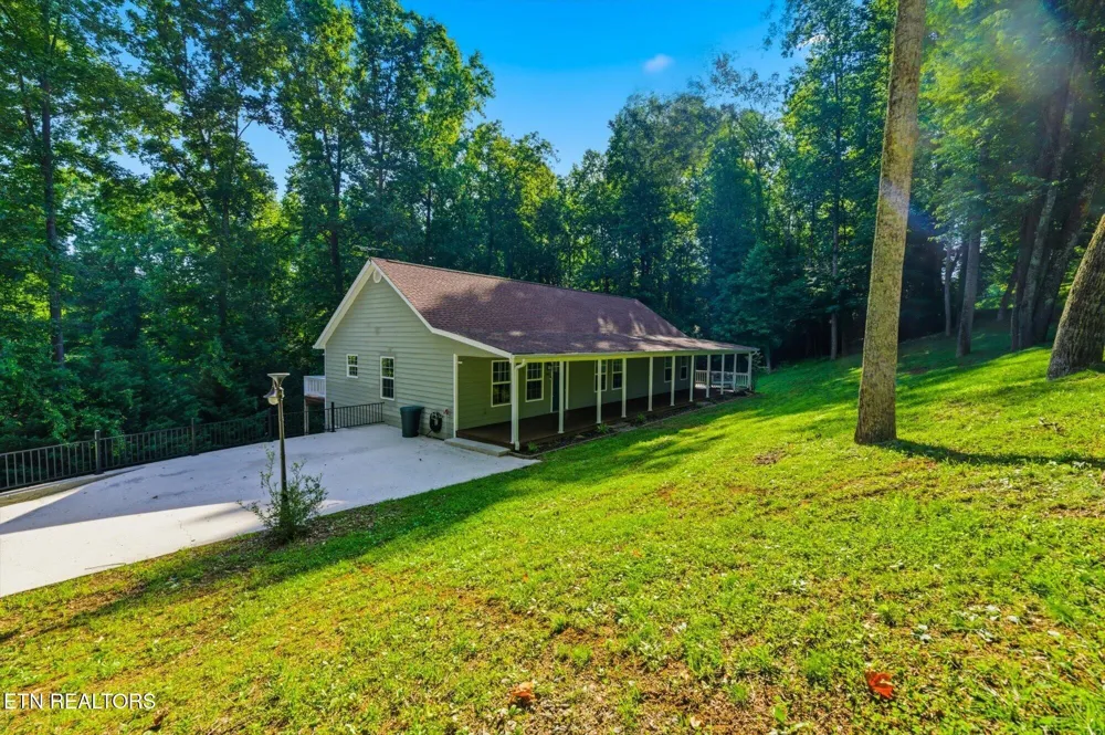 240 Scenic Drive Dayton, TN 37321