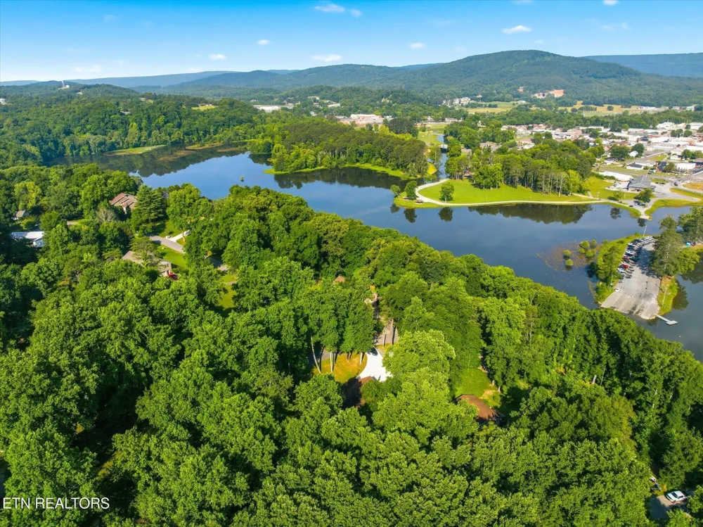 240 Scenic Drive Dayton, TN 37321