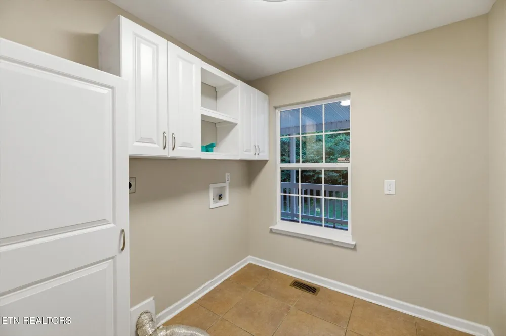 240 Scenic Drive Dayton, TN 37321