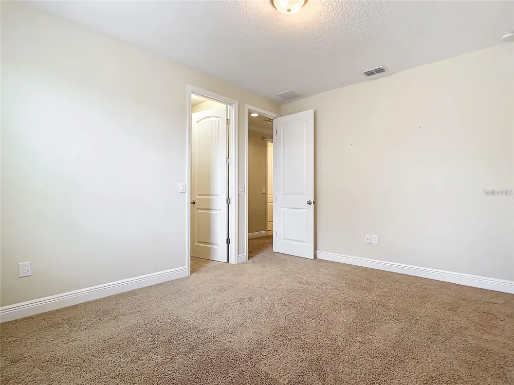 421 MEADOWRIDGE COVE Longwood, FL 32750