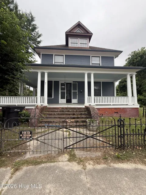 410 Road Street