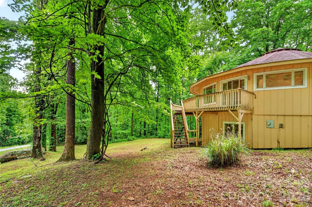1614 Gateway Parkway #12 Old Fort, NC 28762