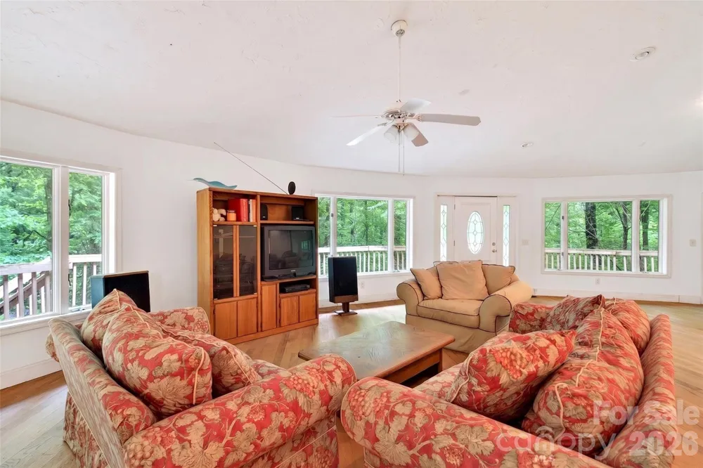 1614 Gateway Parkway #12 Old Fort, NC 28762
