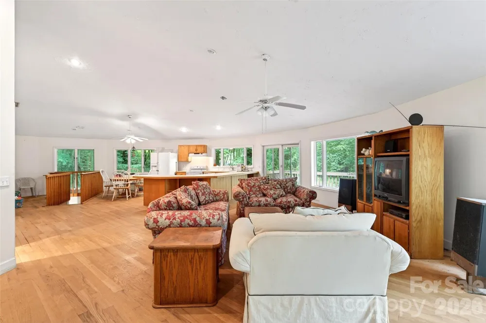 1614 Gateway Parkway #12 Old Fort, NC 28762