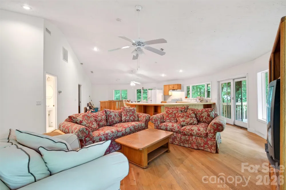 1614 Gateway Parkway #12 Old Fort, NC 28762