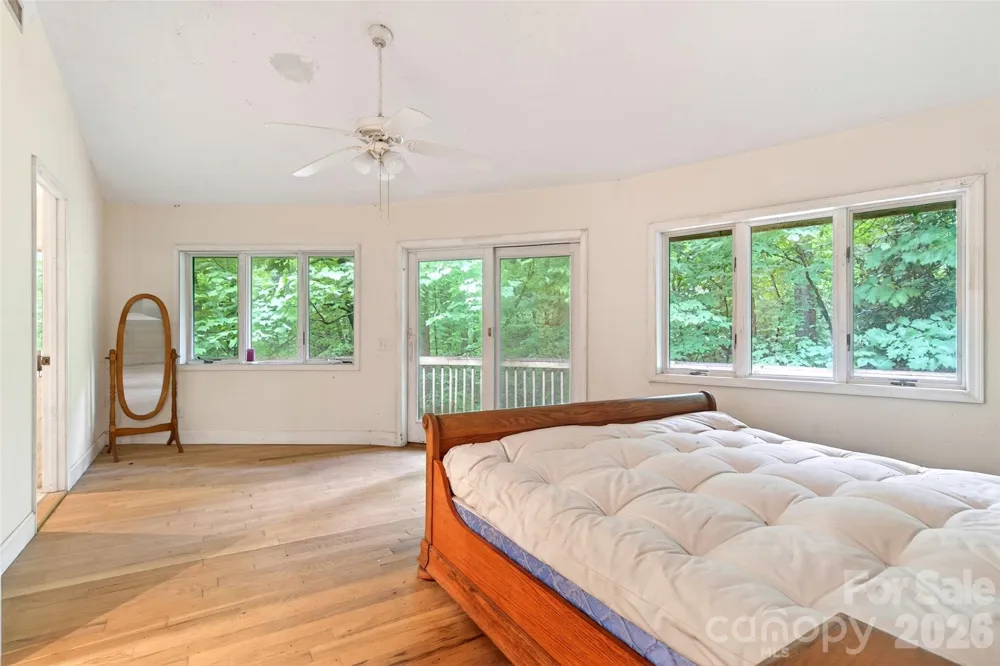 1614 Gateway Parkway #12 Old Fort, NC 28762