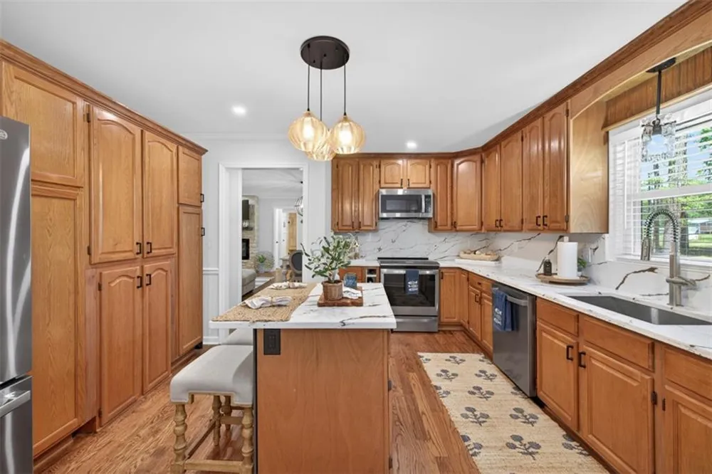 554 S Steel Bridge Road Eatonton, GA 31024