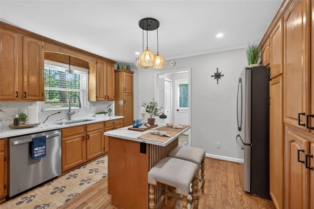 554 S Steel Bridge Road Eatonton, GA 31024