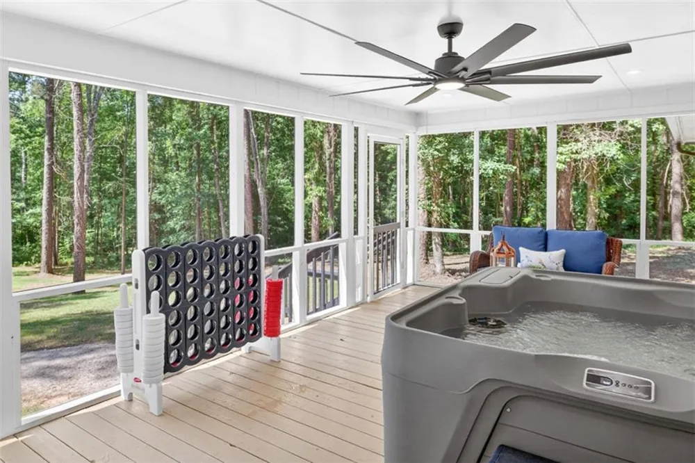 554 S Steel Bridge Road Eatonton, GA 31024