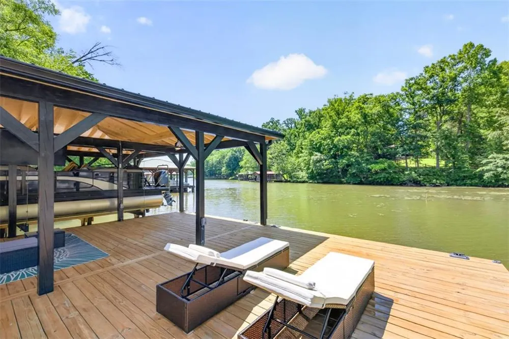 554 S Steel Bridge Road Eatonton, GA 31024