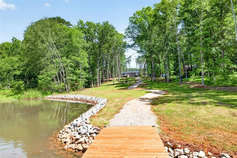 554 S Steel Bridge Road Eatonton, GA 31024