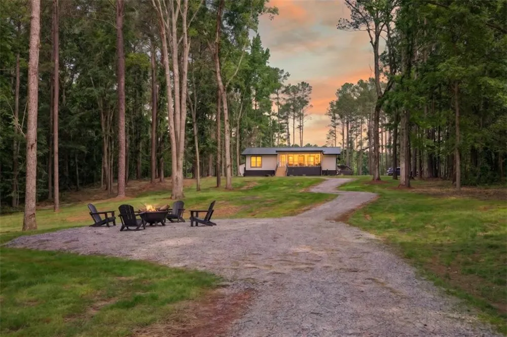 554 S Steel Bridge Road Eatonton, GA 31024