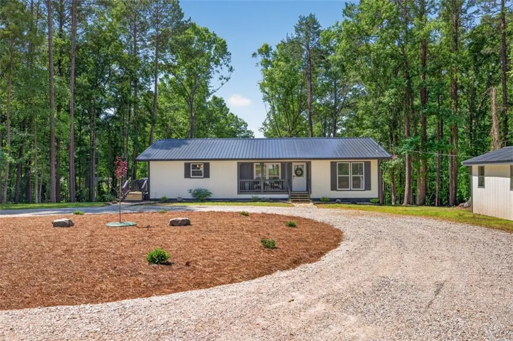 554 S Steel Bridge Road Eatonton, GA 31024