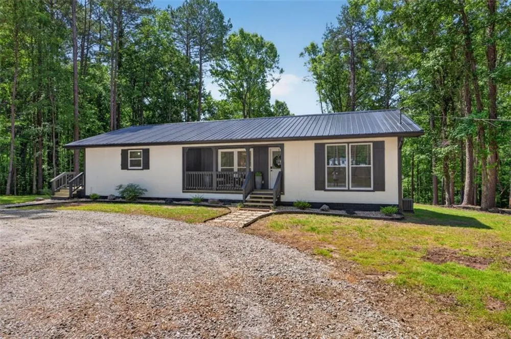 554 S Steel Bridge Road Eatonton, GA 31024