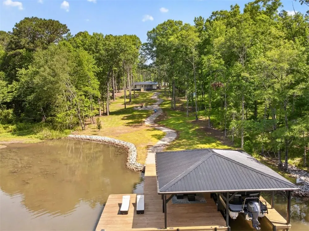 554 S Steel Bridge Road Eatonton, GA 31024