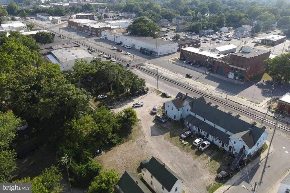 603 E RAILROAD AVENUE Salisbury, MD 21804