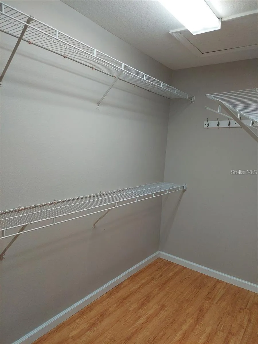 6080 TWAIN STREET #106 Orlando, FL 32835