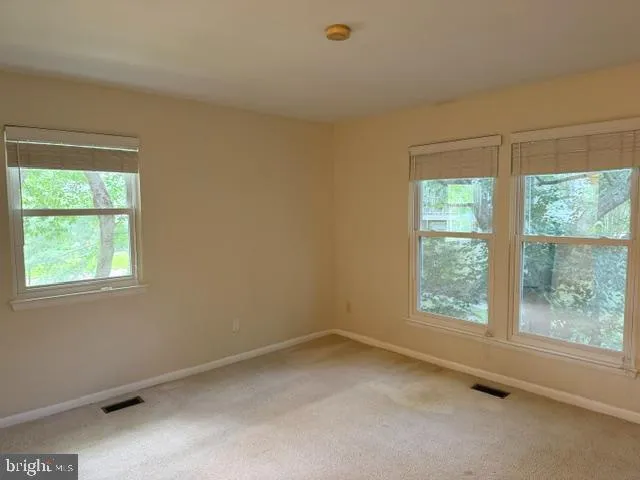20121 WATERSIDE DRIVE #102 Germantown, MD 20874