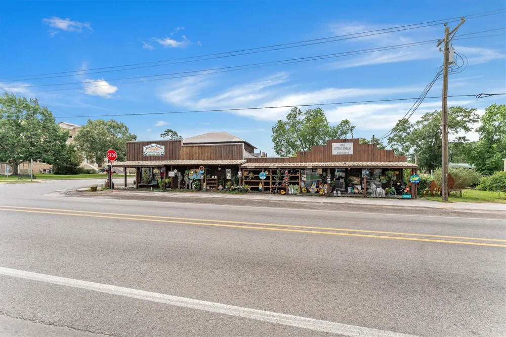 1840 Tbd Fm 222 Loop Coldspring, TX 77331