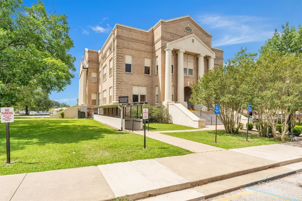 1840 Tbd Fm 222 Loop Coldspring, TX 77331
