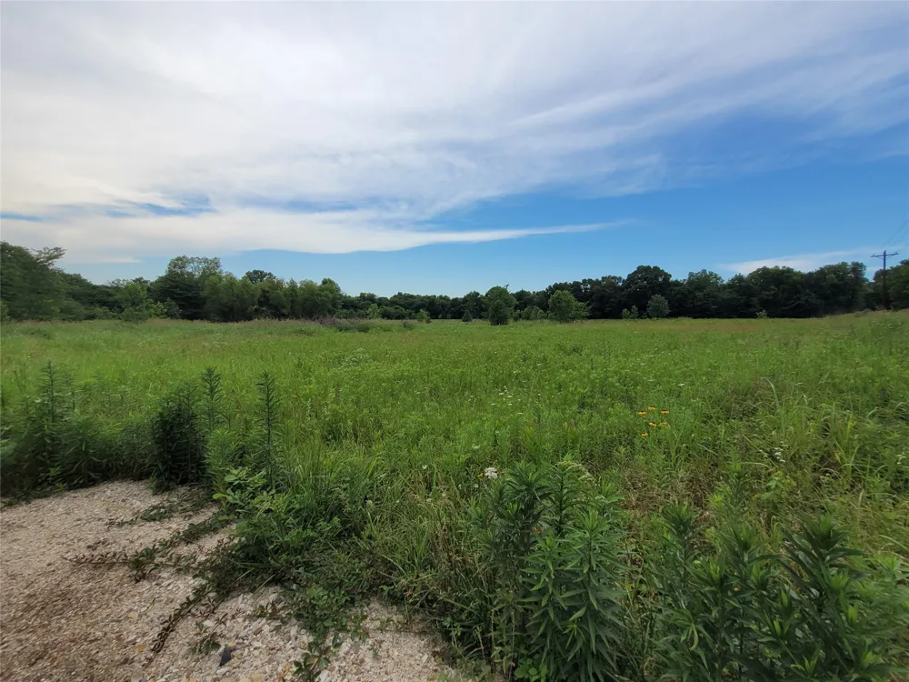 422 COUNTY ROAD 1345 Clarksville, TX 75426