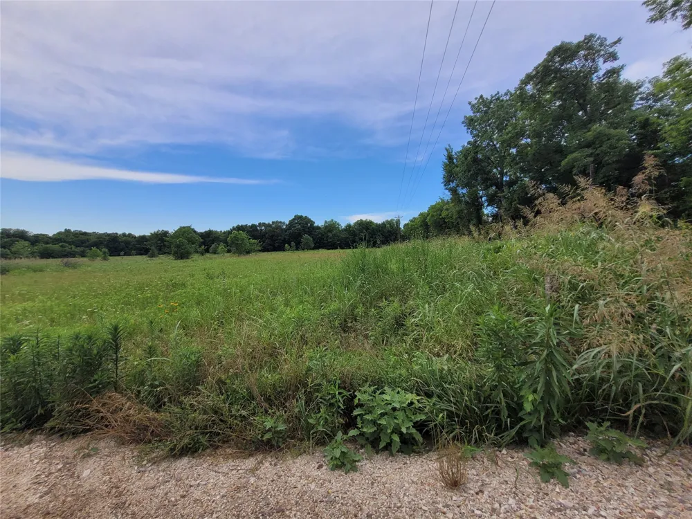 422 COUNTY ROAD 1345 Clarksville, TX 75426