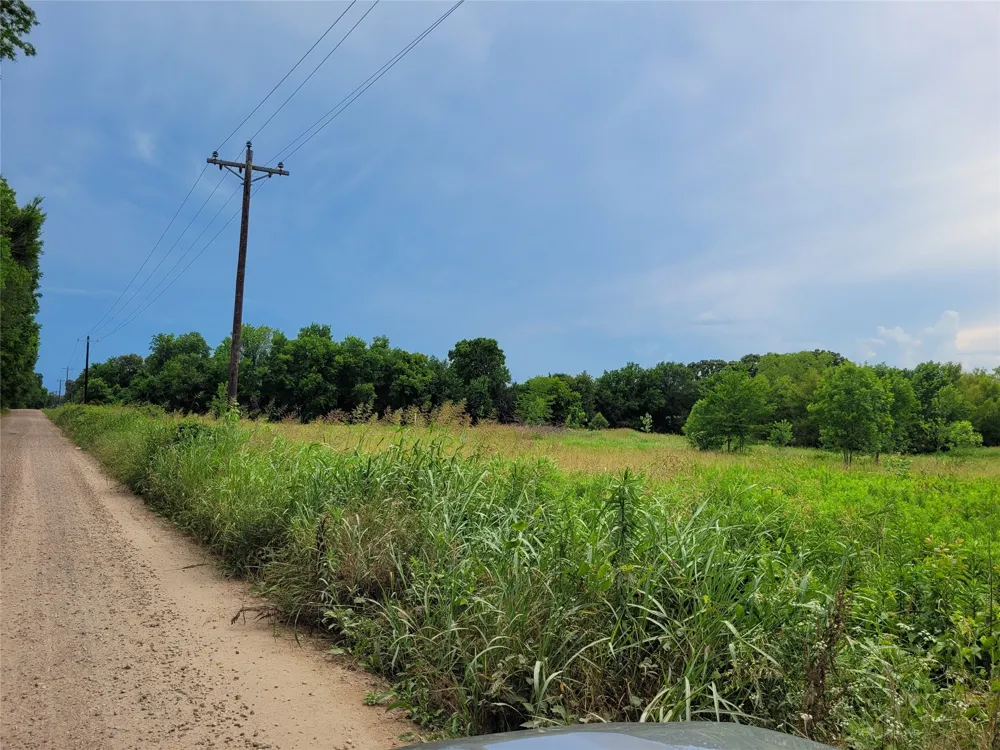 422 COUNTY ROAD 1345 Clarksville, TX 75426
