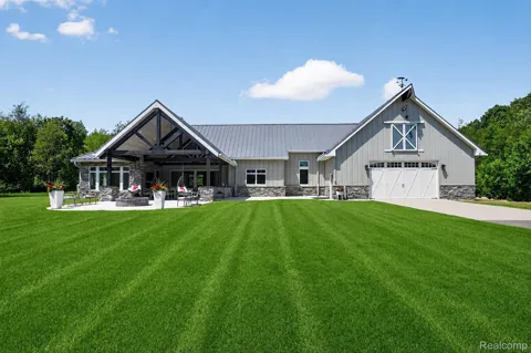 10500 W Grand River Road