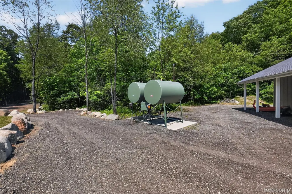 10500 W Grand River Road Handy Township, MI 48836