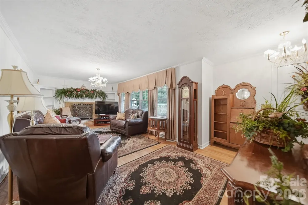 9121 NC 181 Highway Newland, NC 28657