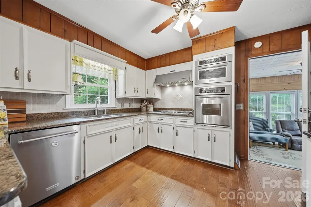 9121 NC 181 Highway Newland, NC 28657