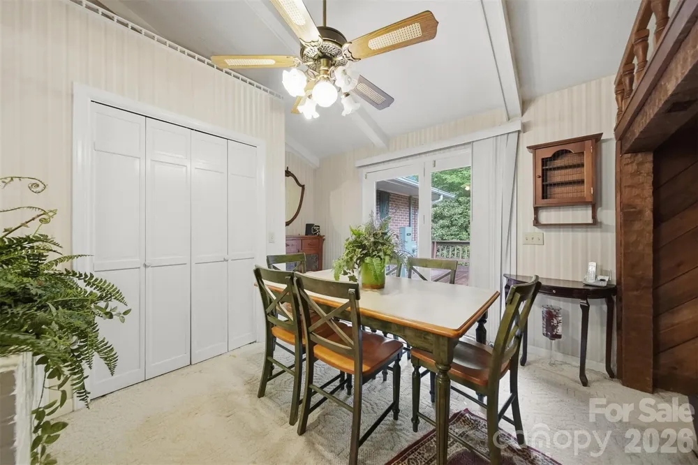 9121 NC 181 Highway Newland, NC 28657