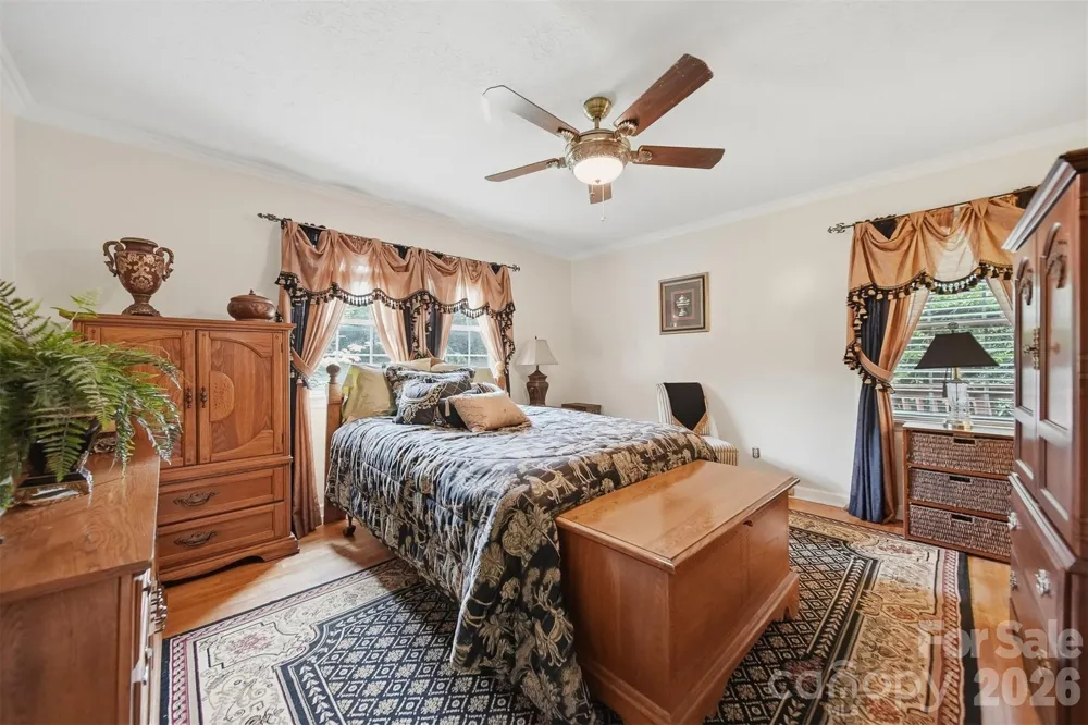 9121 NC 181 Highway Newland, NC 28657