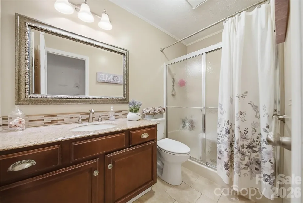 9121 NC 181 Highway Newland, NC 28657