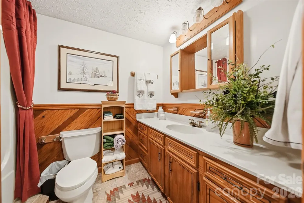 9121 NC 181 Highway Newland, NC 28657
