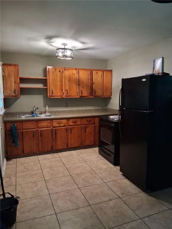 633 Currie Drive Forest Park, GA 30297